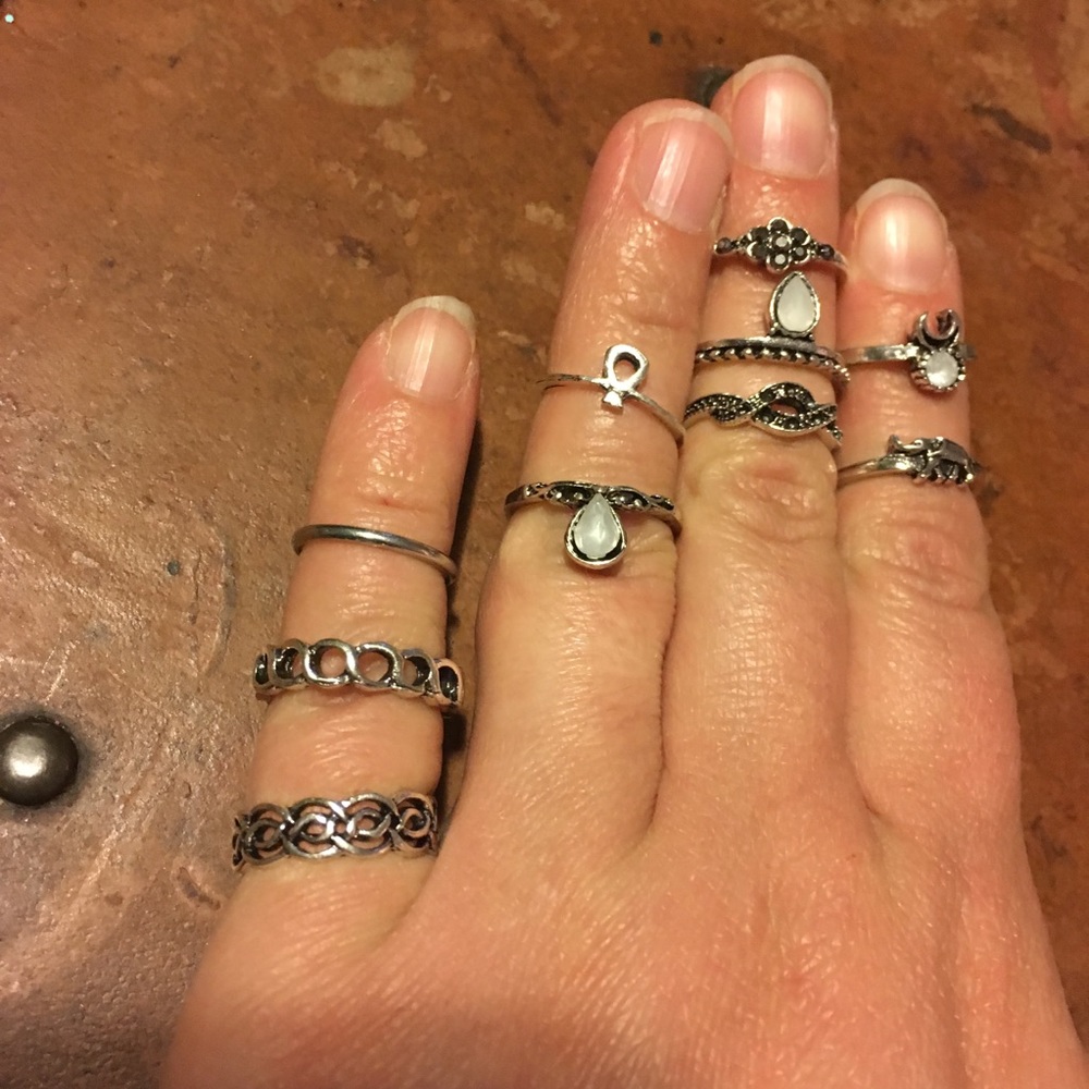 ❤️❤️❤️❤️❤️RING SET - Picture 2 of 3